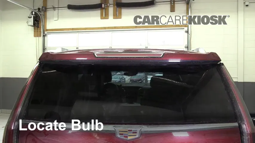 2016 Cadillac Escalade ESV Luxury 6.2L V8 FlexFuel Lights Center Brake Light (replace bulb)